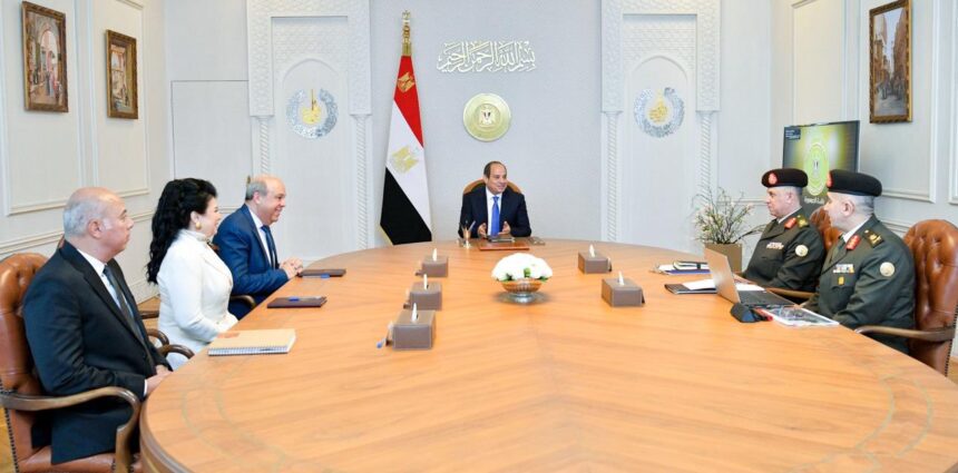 Al-Sisi reviews airport expansion plans, private sector participation