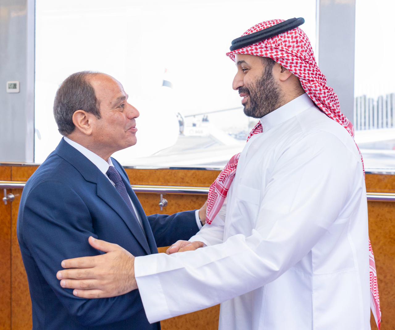 Egypt’s Sisi condemns ‘hostile’ Iranian attacks during Saudi and Bahrain visits