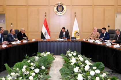 Industry Minister launches structured dialogue with FEI to tackle sector challenges