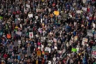 ‘No Kings’ Protests: A Shift in American Polarisation as Citizens Confront Demagoguery and Global Corruption