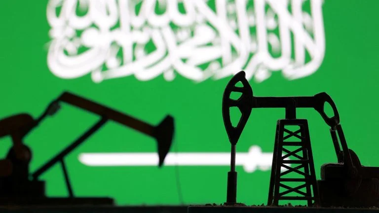 Saudi Arabia triples Red Sea oil exports to bypass blocked Strait of Hormuz