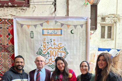 Azerbaijani ambassador joins volunteers preparing Ramadan iftar meals in Cairo