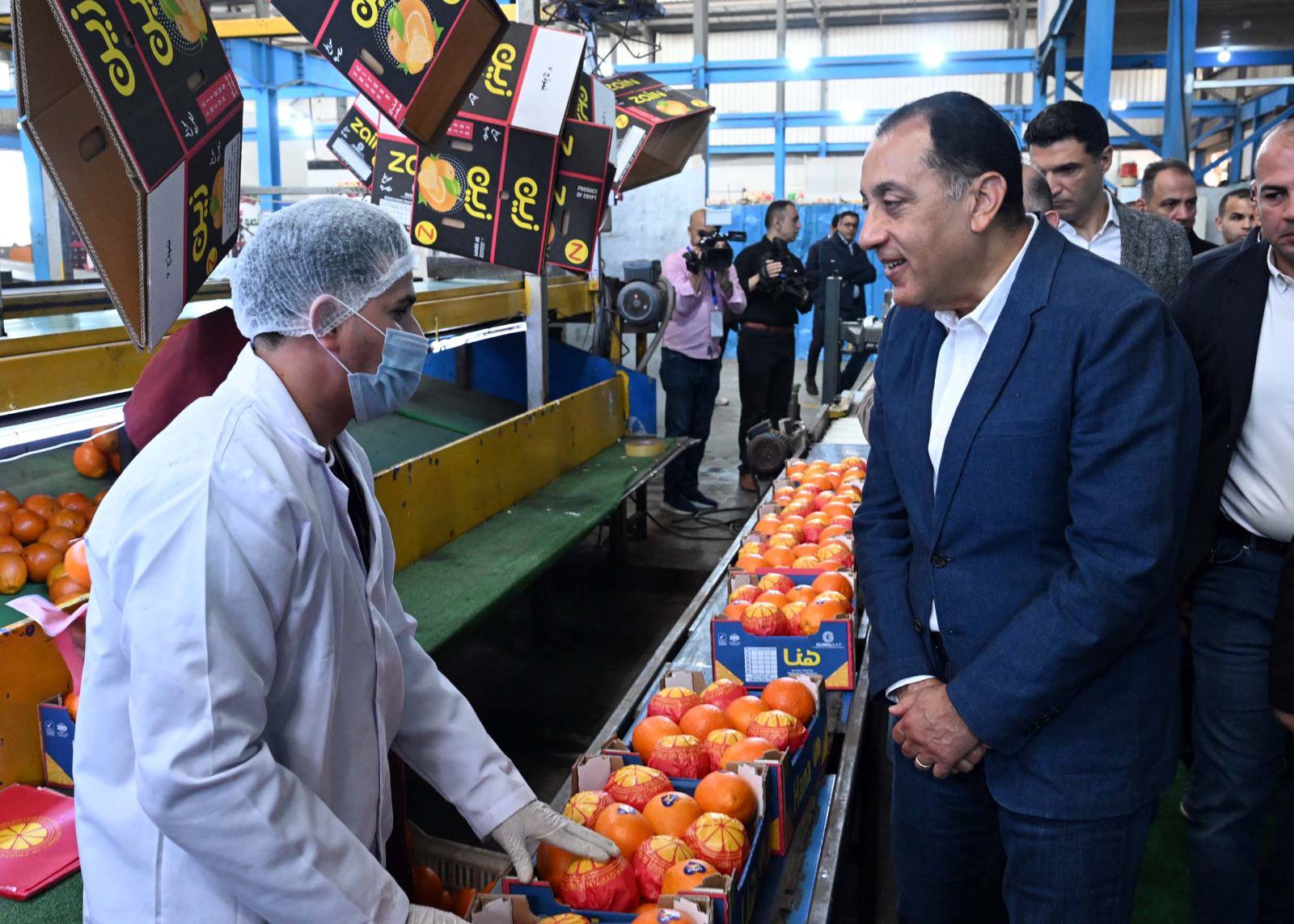 Madbouly tours Benha Investment Zone to drive industrial growth, boost exports