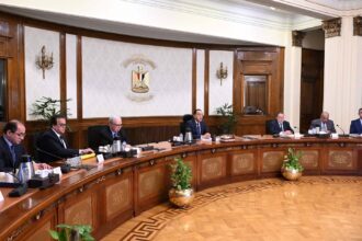 Egypt ends shop closure rules, eyes solar incentives as US-Israeli-Iranian" crisis weighs on regional growth