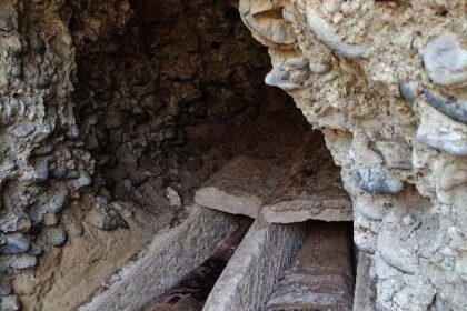 Egypt unveils rare Roman-era tomb in Minya, illuminating ancient burial rituals