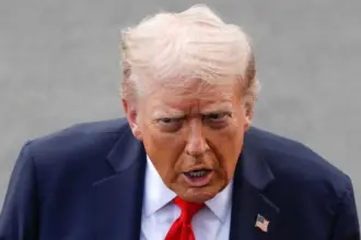 US-Iran talks hang in balance as mistrust complicates Pakistan diplomacy