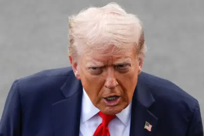 US-Iran talks hang in balance as mistrust complicates Pakistan diplomacy