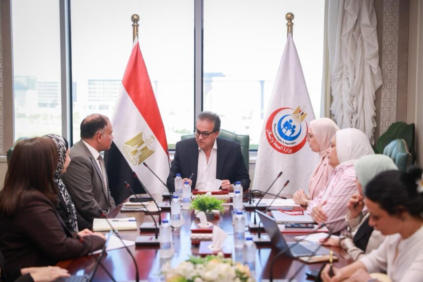 Health Minister discusses strengthening cooperation with Institute of National Planning