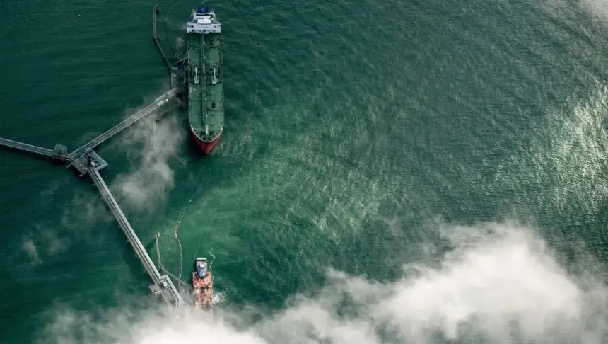 US military fuel shipments to Pacific expose strain of Iran war on global oil supply