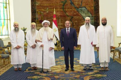 Bohra Sultan pledges to boost tourism to Egypt as Al-Sisi vows support for mosque restorations