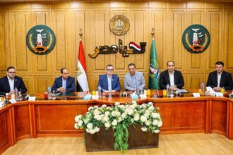 Planning minister reviews investment plan, development efforts with Menoufeya governor