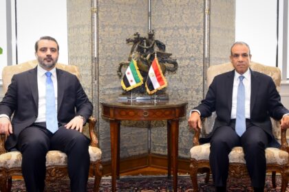 Egypt, Syria discuss boosting bilateral ties, reject Israeli violations