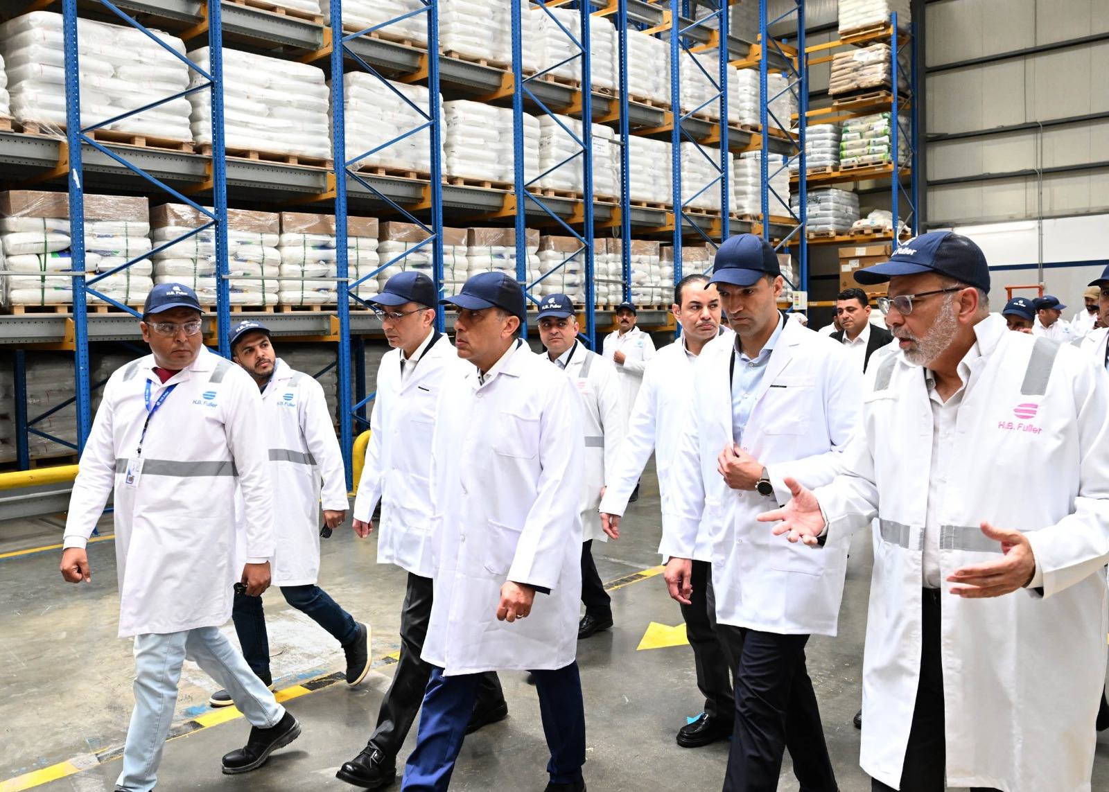 Madbouly tours major factories, reinforces push to localize industry, expand exports