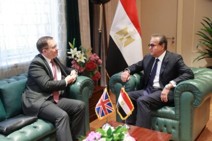 Egypt, UK explore expanding cooperation in medical training, digital healthcare