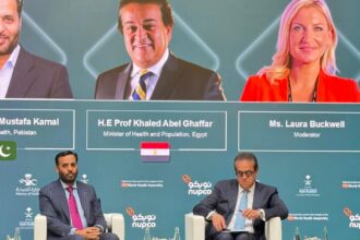 Egypt health minister calls for stronger local drug manufacturing