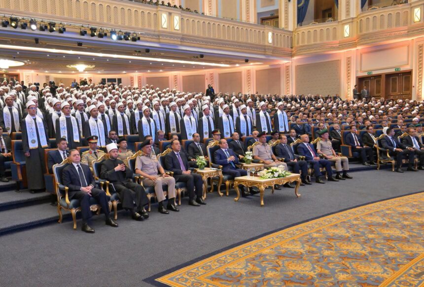 Al-Sisi attends graduation of new class of religious preachers at Military Academy
