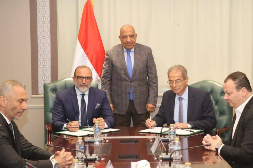 Egypt signs protocol with e& to roll out smart meters nationwide