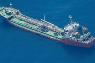 Egypt coordinates with Somali and Yemeni officials to free sailors on hijacked MT Eureka