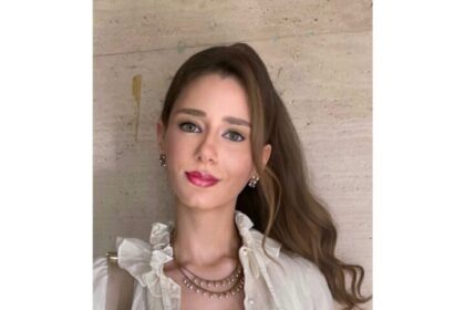Nadine Loza