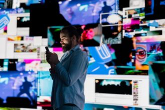 Capital Authoritarianism in the United States: How Power Reshapes Modern Media