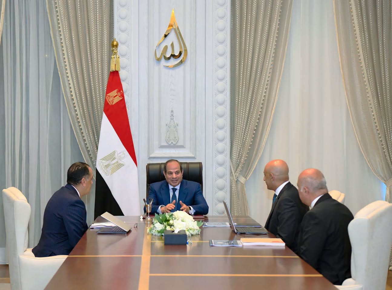 Al-Sisi reviews plans to expand international partnerships in technical, pre-university education