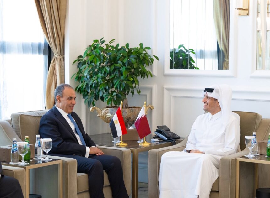 Egypt's FM urges regional de-escalation in talks with Qatari, Iranian, and Omani counterparts