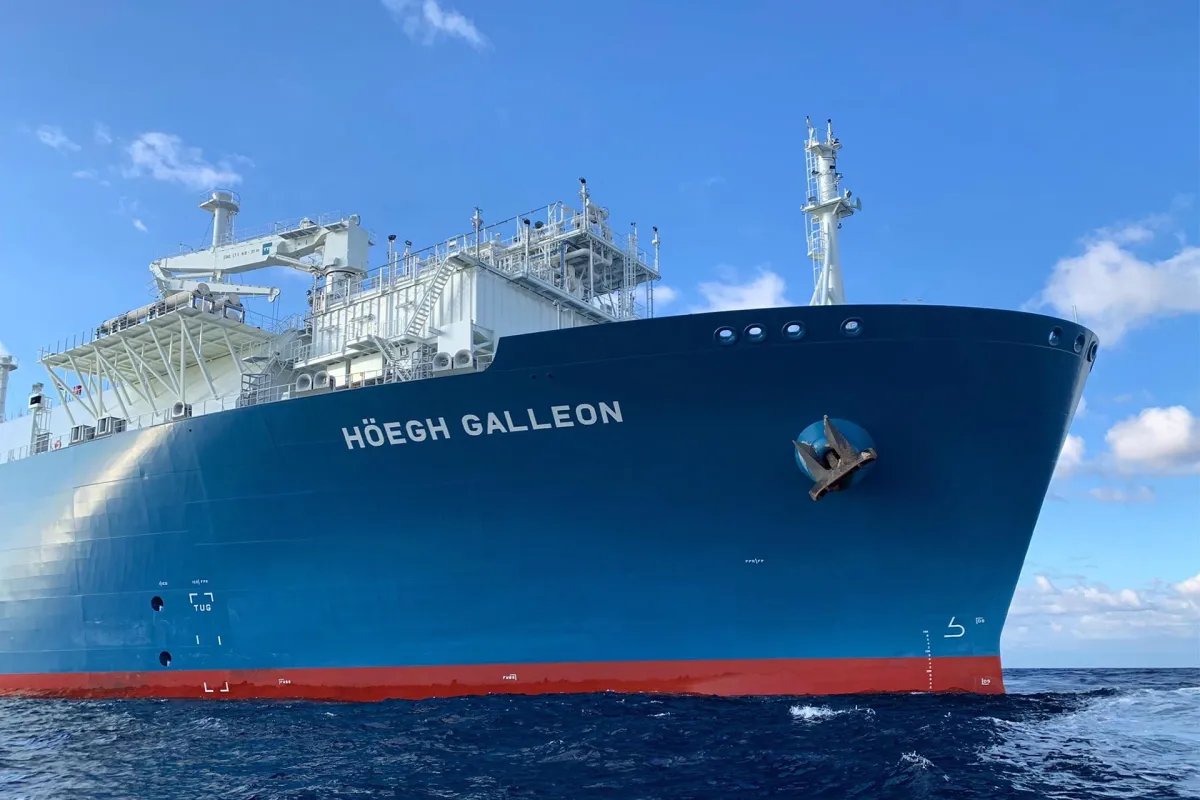 Egyptian petroleum ministry meets record summer natural gas demand with regasification ships and local output