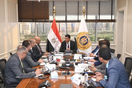 Industry minister reviews ABB Egypt's expansion plans, backs growth in electrical manufacturing