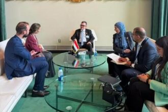Planning minister discusses multidimensional poverty measurement with Oxford initiative