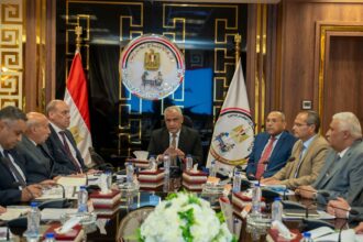 Military production minister follows up on development plans for ammunition-manufacturing companies