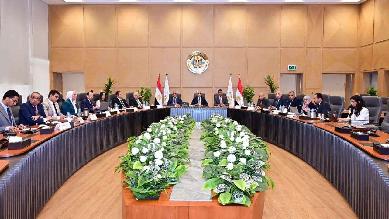 Government discusses integrated framework for sustainable industrial water management