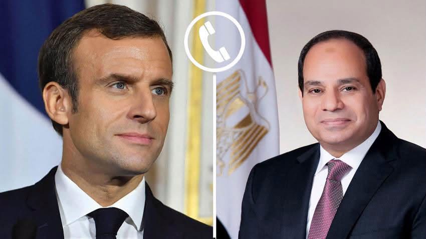 Egyptian President Abdel Fattah Al-Sisi (R) and French President Emmanuel Macron (L)