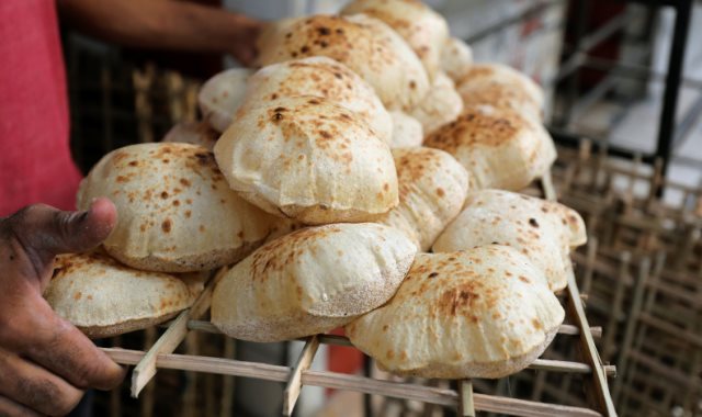 Egypt’s Supply Ministry forms joint committee to review bakers' demands within a month