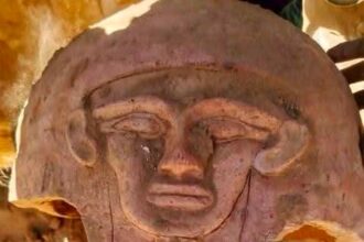 Egyptian mission uncovers three tombs from ancient eras in Bahariya Oasis