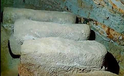 Egyptian mission uncovers three tombs from ancient eras in Bahariya Oasis