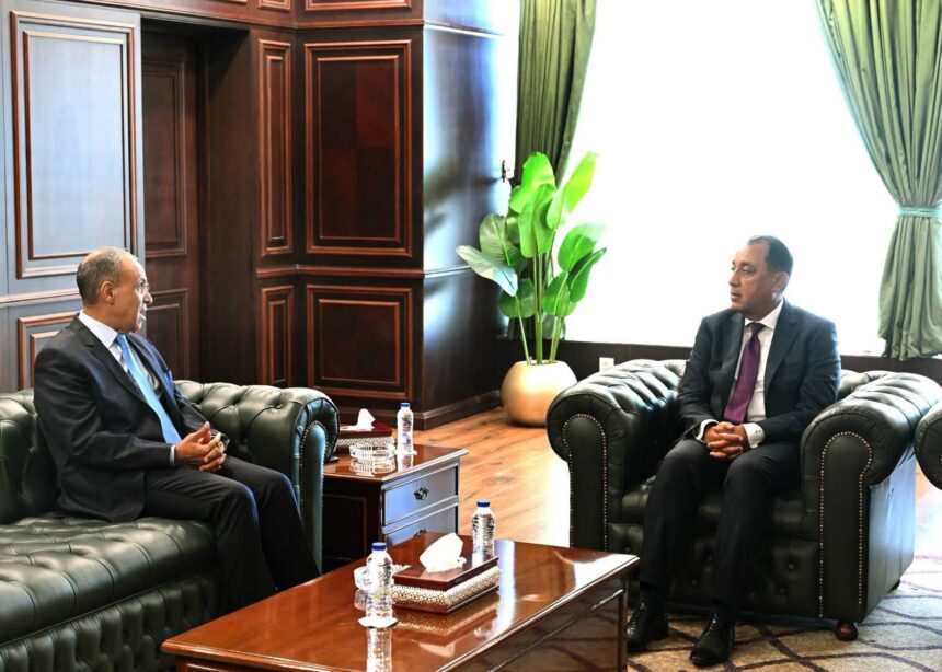 Egypt PM reviews progress of internationally backed development projects to ensure economic targets