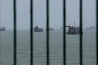 Egypt and Pakistan urge revival of US-Iran agreement amid escalating naval clashes