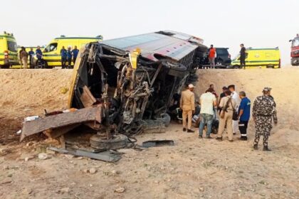 22 killed, 28 injured in bus crash in Egypt's South Sinai