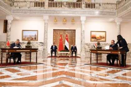 Egypt, China launch third phase of Suez Canal industrial zone, expand currency swap