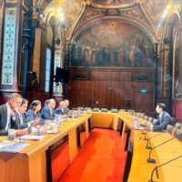 Egypt's investment minister holds expansion talks with six multinational firms in Paris