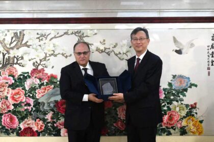 Egypt, China explore expanded cooperation in pharmaceutical manufacturing, vaccines