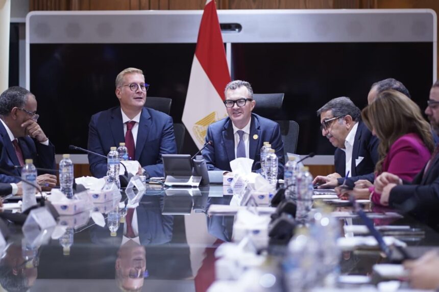 Egypt steps up efforts to boost oil, gas production, investment