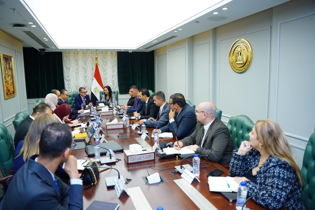 Government explores integrating economic, social development policies