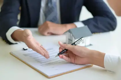 Egypt amends rules for commercial registry, notarisation services at bank branches