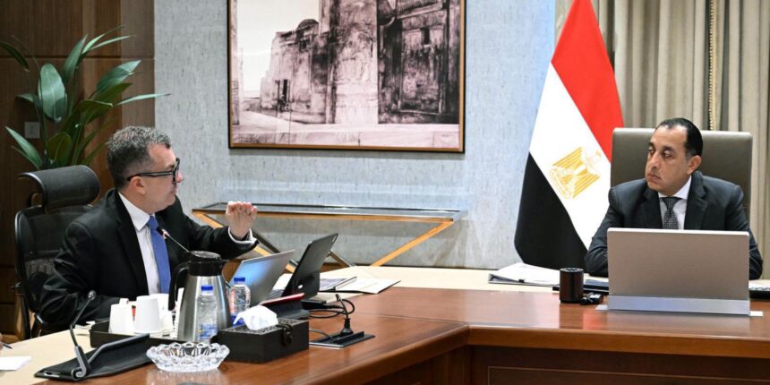 Madbouly reviews 2026/2027 development plan targeting 5.4% growth