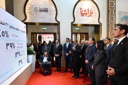 Madbouly inaugurates 8th Turathna Exhibition to support handicrafts, heritage crafts