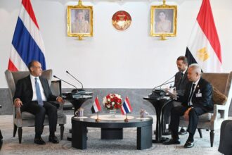 Egypt’s FM discusses expanding economic, parliamentary ties with Thai officials