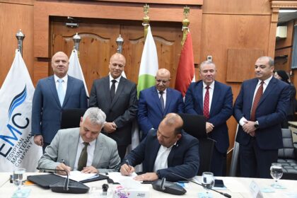 Egypt signs EGP 4.6bn contracts to operate, maintain 11 desalination plants