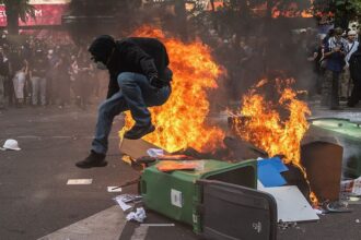 France braces for mass October 17 protests amid growing outcry over severe police violence against students