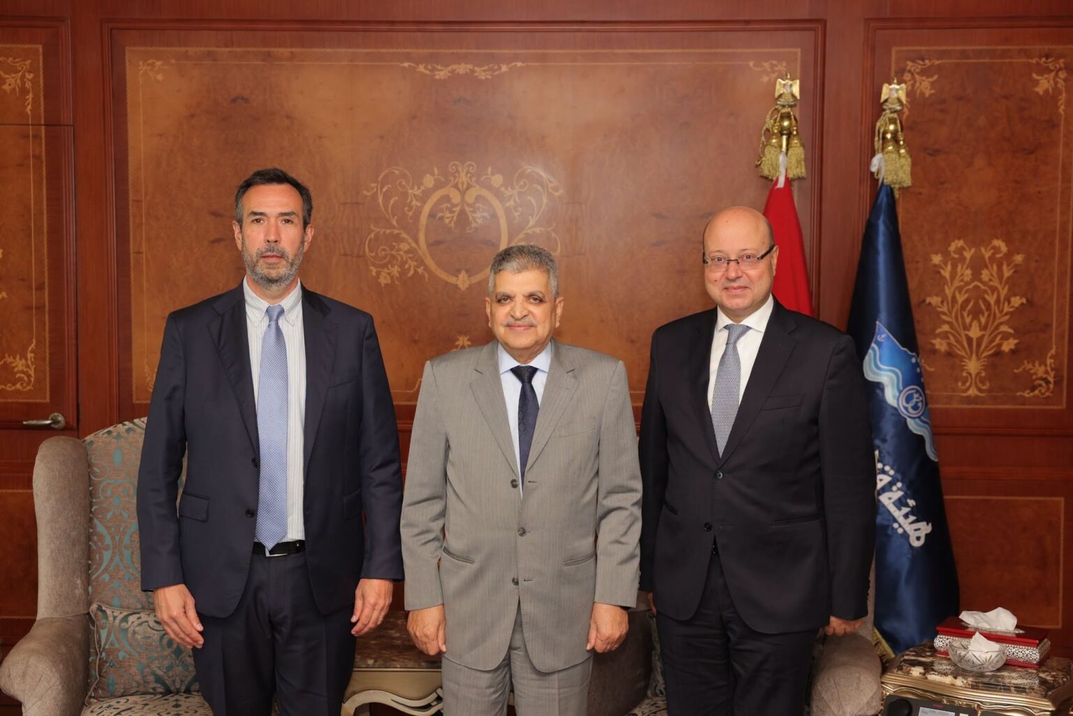 Suez Canal, Hapag-Lloyd discuss expanding transits as services gradually resume